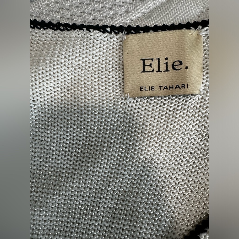 Elie Tahari Sweater White V Neck Black Trim Size Small Beige - Picture 8 of 8